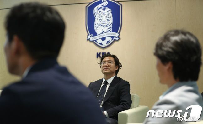 CBA官方：顾全因辱骂裁判禁赛1场 罚款5万CBA官方公布处罚：深圳队球员顾全因辱骂裁判禁赛1场，罚款5万。